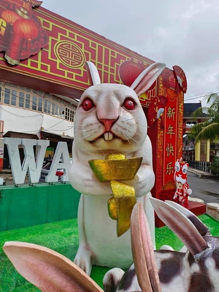 รูปปั้นกระต่าย ตรุษจีน น่ากลัว