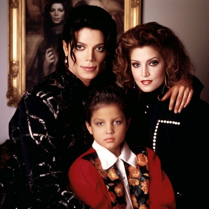 ไมเคิล แจ็คสันกับลิซ่า มารี เพรสลีย์ (Michael Jackson And Lisa-Marie Presley)