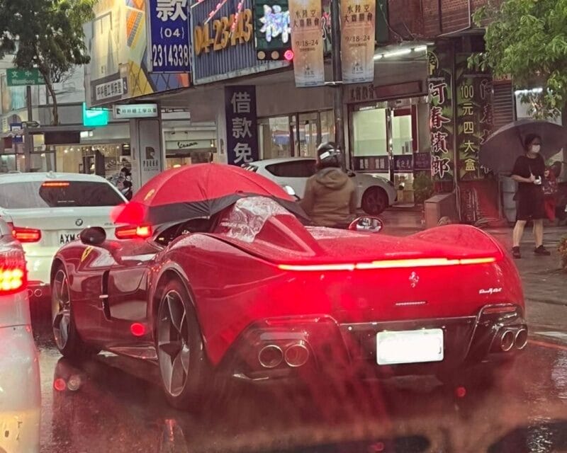 Ferrari Monza SP1 ฝนตก