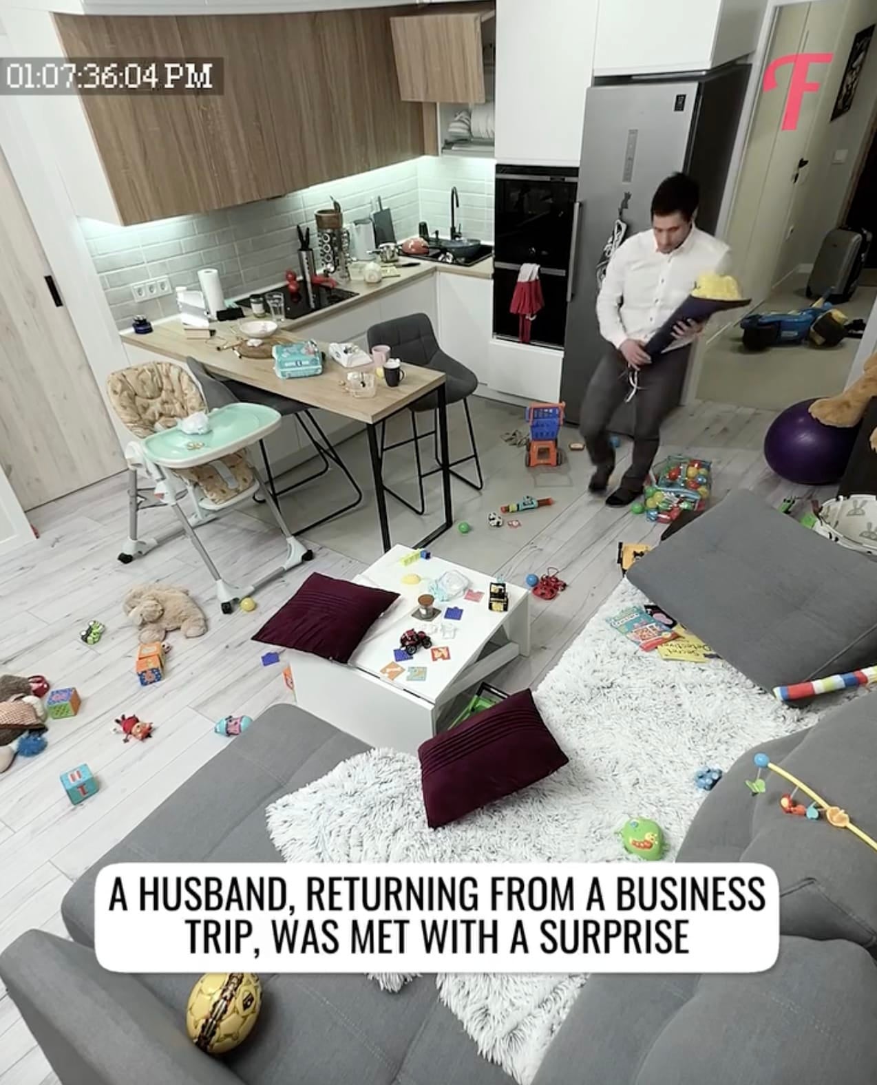 สามีตัวอย่าง ช่วยภรรยาเก็บกวาดบ้าน