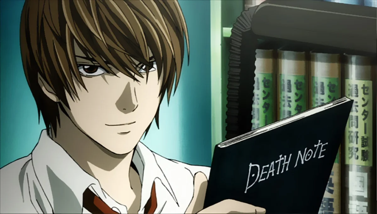 “ไลท์ ยางามิ (Light Yagami)” จากอนิเมะเรื่อง “Death Note สมุดโน้ตกระชากวิญญาณ”