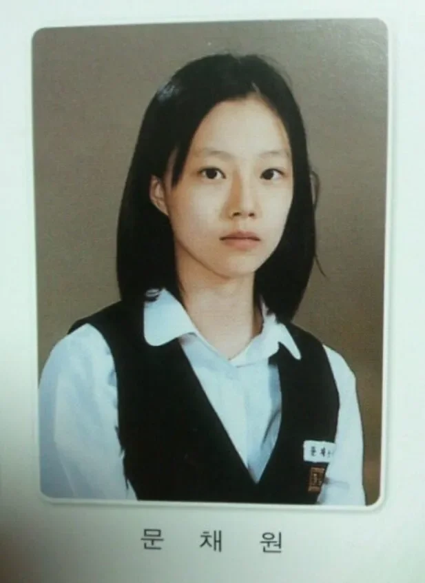 ดาราเกาหลี รูปจบการศึกษา