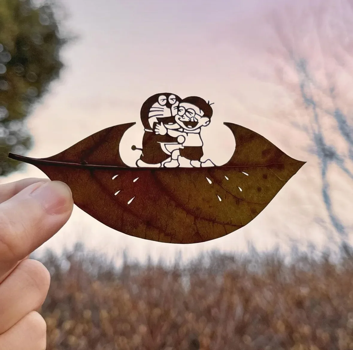 ผลงานศิลปะการตัดแต่งใบไม้สุดเจ๋ง Lito Leaf Art