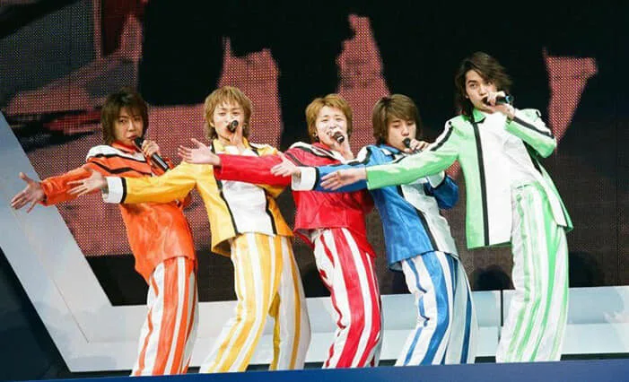 "อาราชิ (ARASHI)" บอยแบนด์ญี่ปุ่นระดับตำนาน ประกาศยุบวงอย่างเป็นทางการในปี 2026