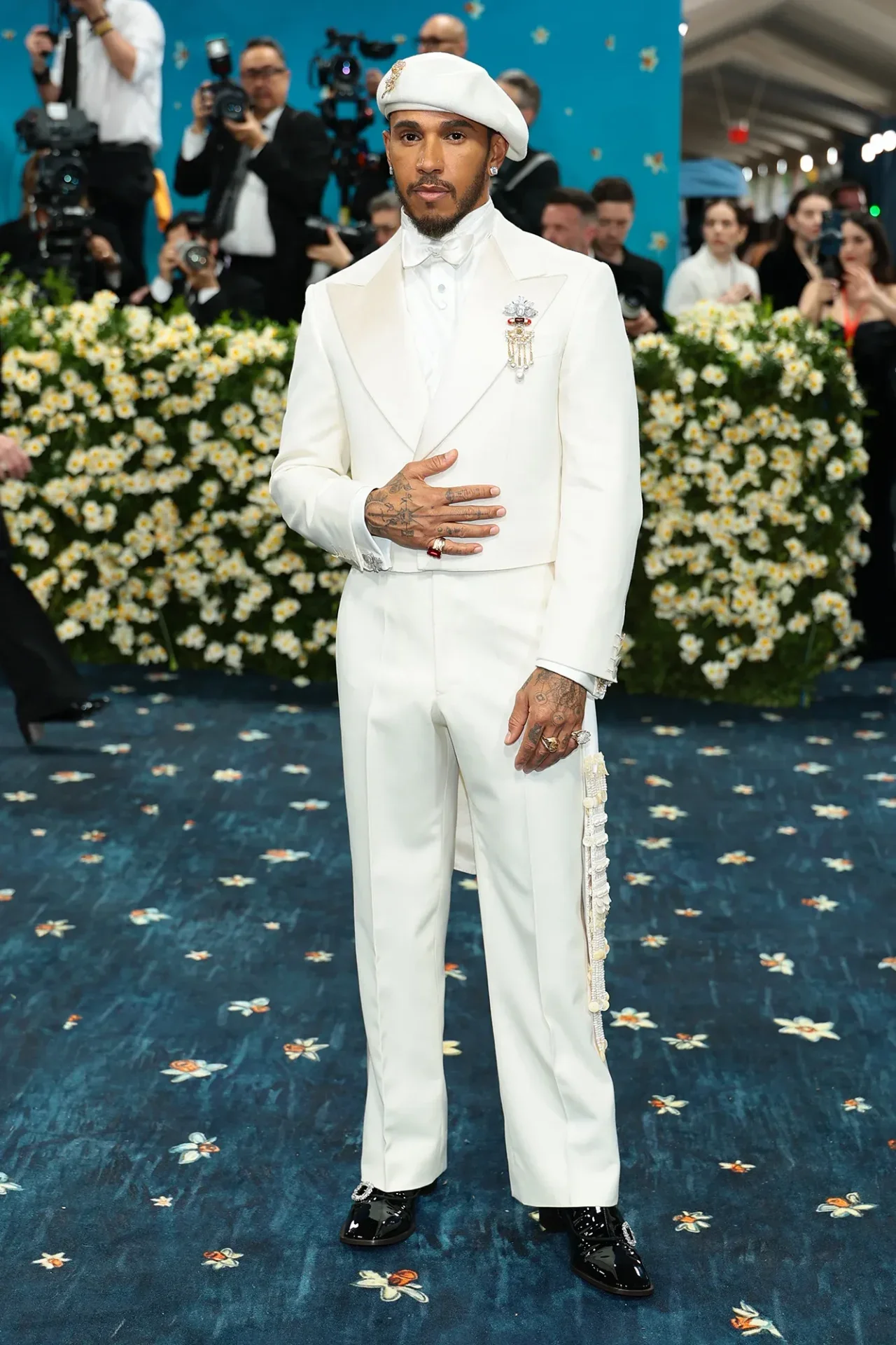 ส่อง 25 อันดับชุดที่ดีที่สุดในงาน "Met Gala 2025" โดย "Vanity Fair"