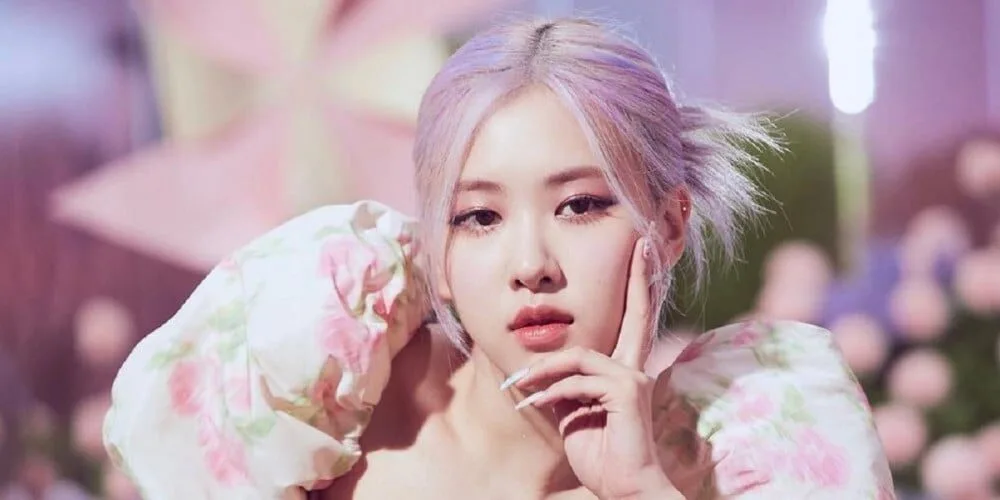 เผย 5 ศิลปิน K-POP ตัวท็อปที่มีผลงานโดดเด่นในปี 2025 โดย "Prestige"