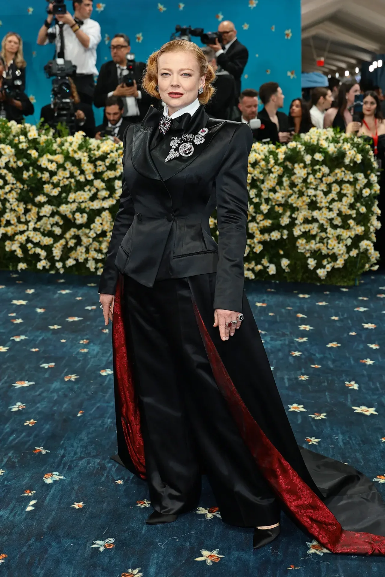 ส่อง 25 อันดับชุดที่ดีที่สุดในงาน "Met Gala 2025" โดย "Vanity Fair"