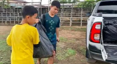 เด็กไทยหัวใจรักษ์โลกทำคอนเทนต์เก็บขยะตามยอดฟอล "TikTok" ล่าสุดผู้ติดตามทะลุหลักแสน!