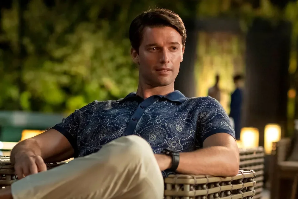 "แพทริค ชวาร์เซเน็กเกอร์ (Patrick Schwarzenegger)" ช็อกกลางยิม! หลังเจอเอฟซีบอกว่าแฟนของตัวเองรับบท “แซกซอน แรตคลิฟฟ์ (Saxon Ratcliffe)” ในหนังเกย์ชื่อ "The Tight Lotus"