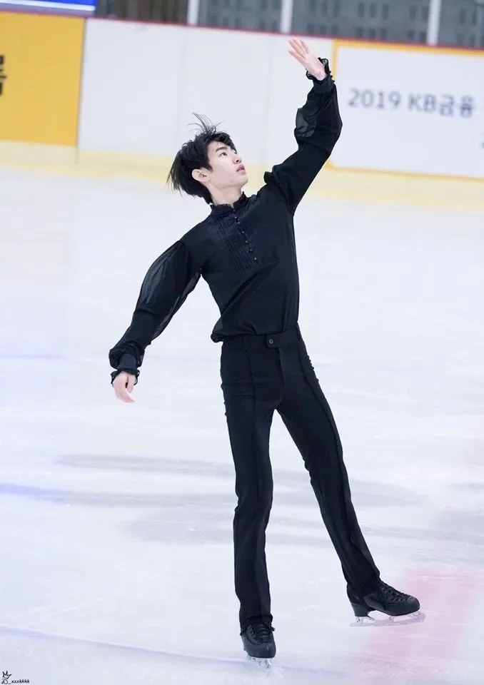 เผย 8 ไอดอลชายเกาหลีที่เคยเป็นนักกีฬา ที่คุณอาจไม่เคยรู้มาก่อน