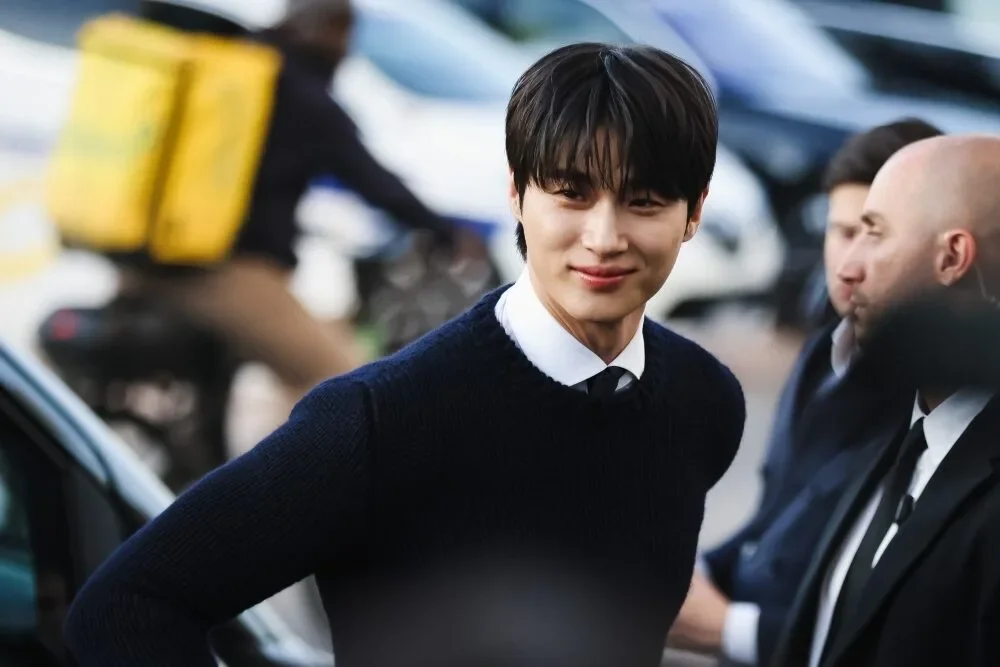 สาวฝันว่าได้กอด "บยอนอูซอก (Byeon Woo Seok)" ในฝัน ก่อนตื่นมาพบสามีถูกหวย 54 ล้านบาท กลายเป็นเศรษฐีในชั่วข้ามคืน!
