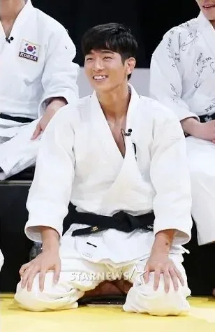 เผย 8 ไอดอลชายเกาหลีที่เคยเป็นนักกีฬา ที่คุณอาจไม่เคยรู้มาก่อน