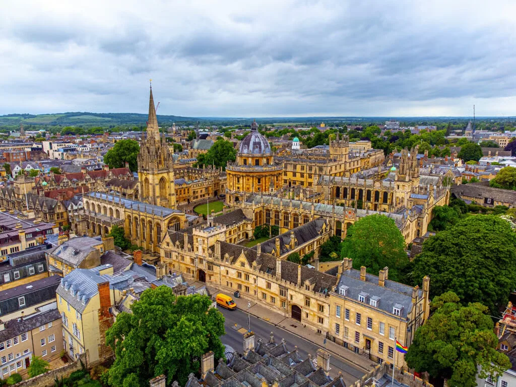 ชีวิตไม่สิ้นก็ดิ้นกันต่อไป! หนุ่มจีนจบด็อกเตอร์จากอ็อกซ์ฟอร์ด (Oxford) ผันตัวเป็นไรเดอร์ หลังสัมภาษณ์งาน 10 ที่ไม่ผ่าน