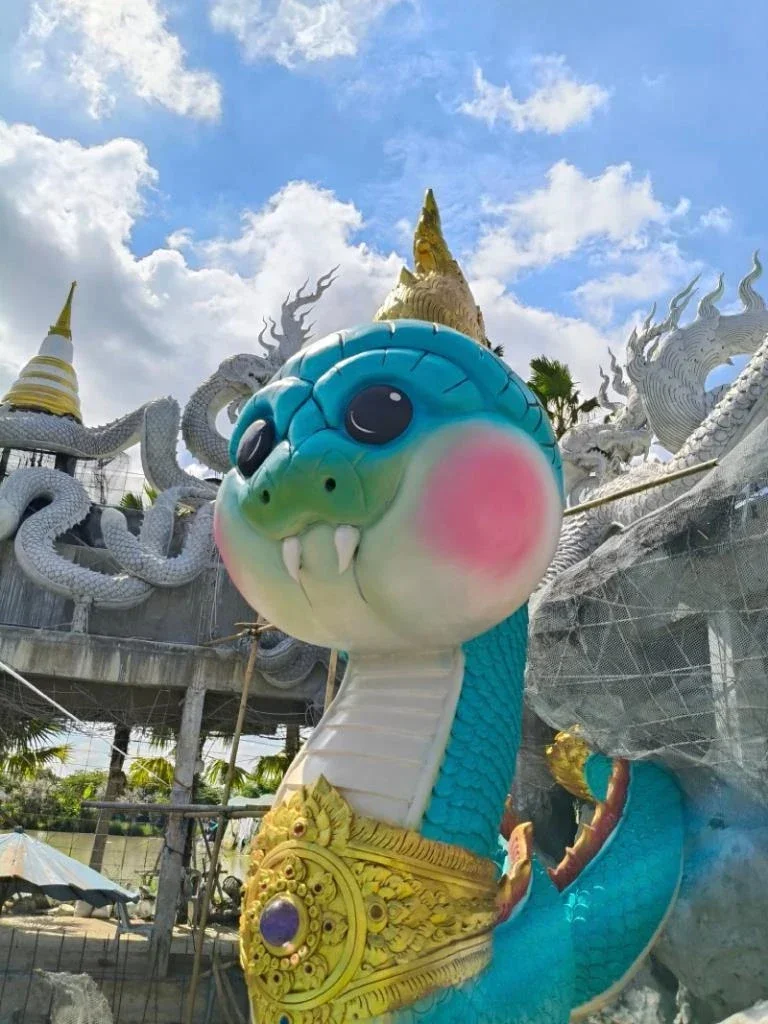 "นาคาเจ้าสัวน้อย" พญานาคสุดคิ้วท์แห่งวัดดอนใหญ่ แลนด์มาร์คใหม่ย่านคลอง 8 ลำลูกกา