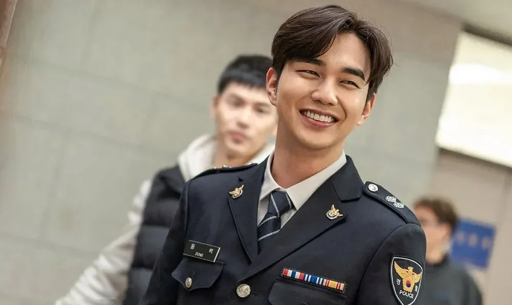 "ยูซึงโฮ (Yoo Seung-Ho)" นักแสดงเด็กจาก “The Way Home” โตแล้วหล่อมาก! จาก "หนุ่มน้อยจอมเอาแต่ใจ" สู่ "พระเอก" แถวหน้าของเกาหลีใต้