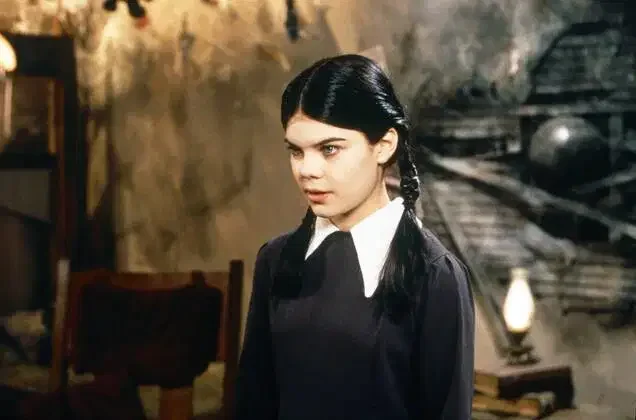 รู้จัก 7 นักแสดงผู้เคยรับบท "Wednesday Addams" แห่งบ้านสุดหลอนตระกูล "แอดดัมส์ (Addams)"