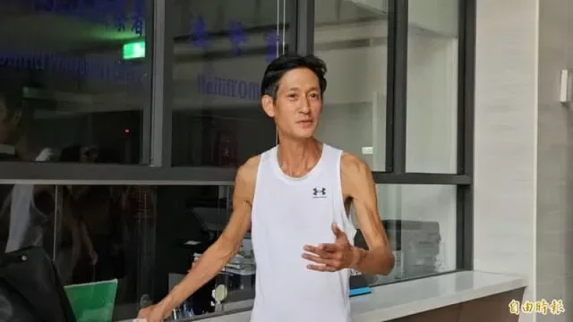 อดีตดาราไต้หวันรูปหล่อ "ไรอัน ถัง (Ryan Tang)" พบเดินเร่ร่อนไร้สติ ชีวิตพลิกผันจากดาวรุ่งสู่คนไร้บ้าน