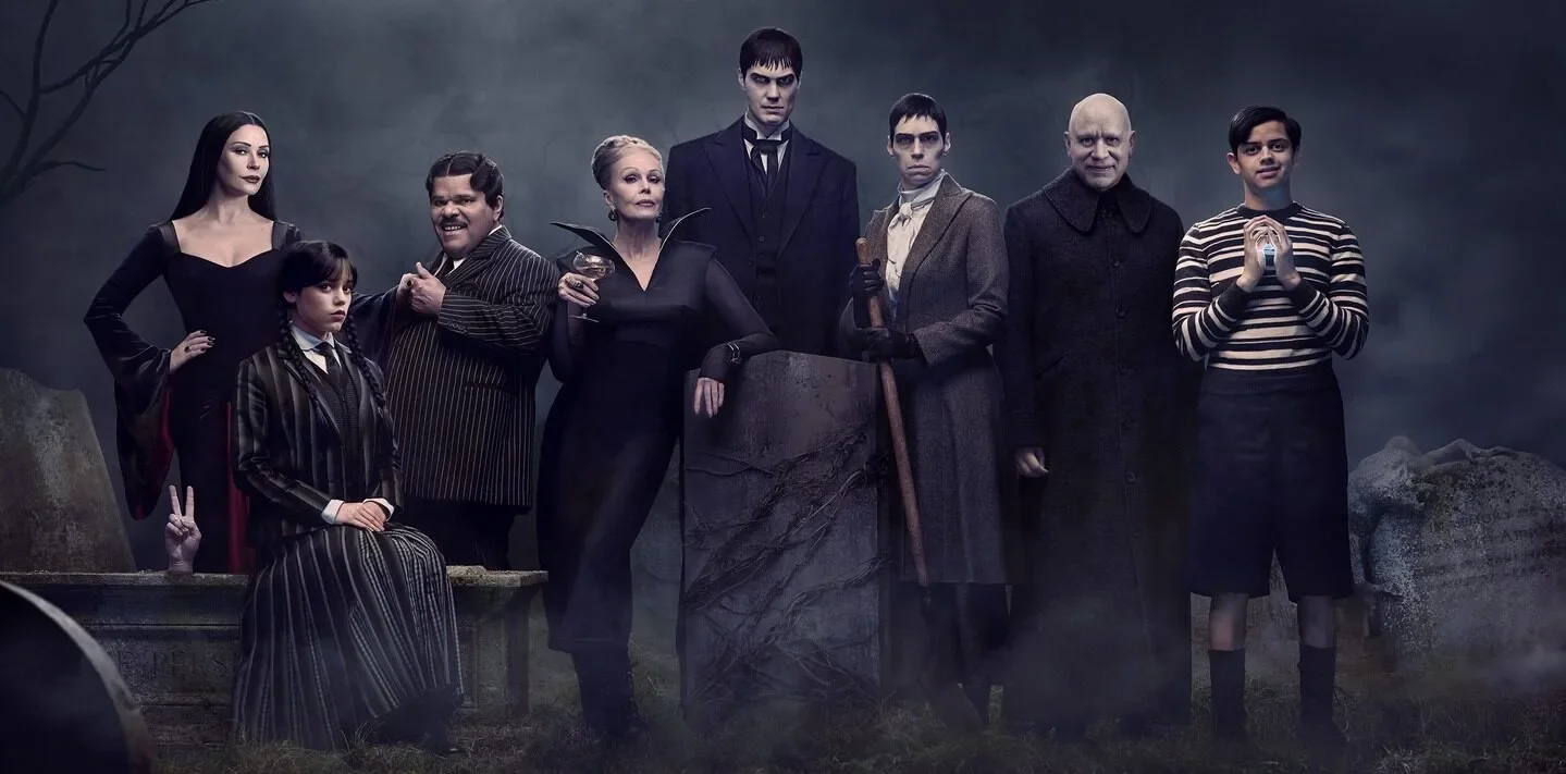 ใครคือจ้าวแห่งบ้านผี? จัดอันดับสมาชิกครอบครัวแอดดัมส์ (The Addams Family) ที่มีพลังแข็งแกร่งที่สุด โดย "Netflix Junkie"