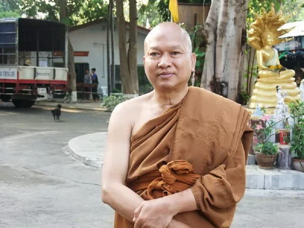 "หลวงพ่ออลงกต" จะดำเนินคดี "หมอบี" หากพบยักยอกเงินจริง หลังรู้ว่าแอบหักเงินบริจาควัด 1 แสน จากยอด 1 ล้าน มาแล้วหลายครั้ง
