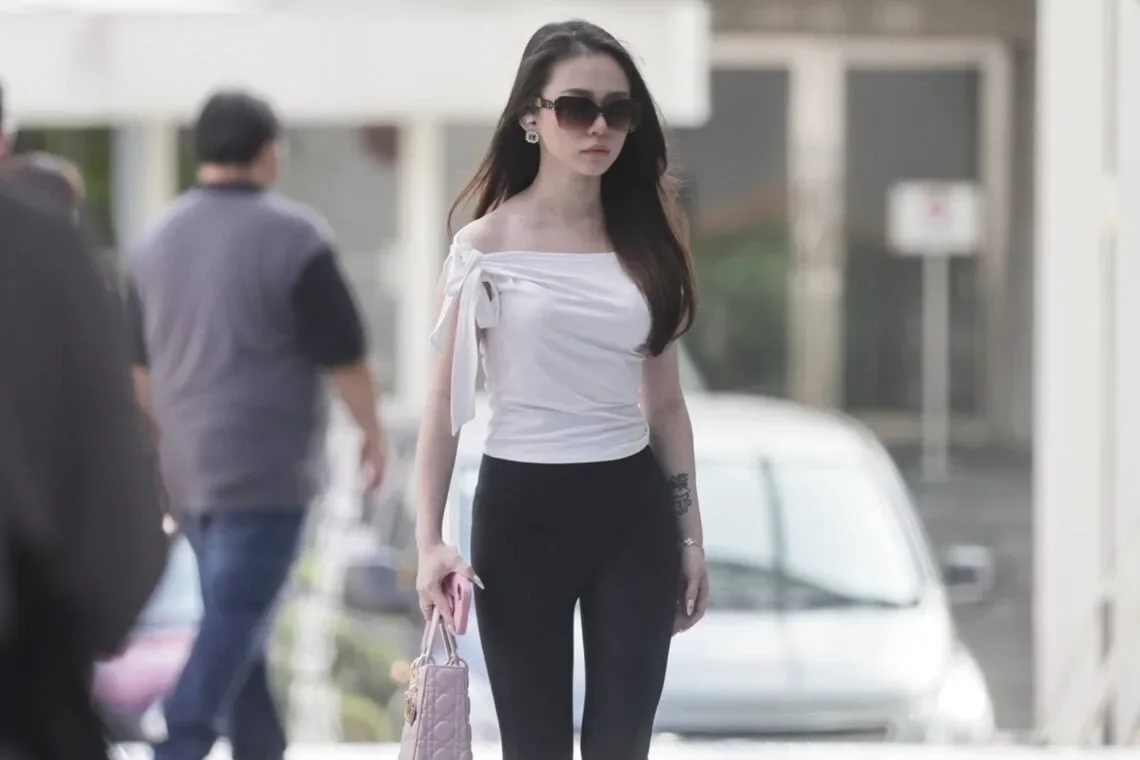"จีนี่ ยามากูจิ (Genie Yamaguchi)" อินฟลูฯ สาวสวยชาวสิงคโปร์ถูกใส่กำไลติดตามตัว หลังลักขโมยของใน "ห้างดองกี้" กว่า 2 หมื่นบาท