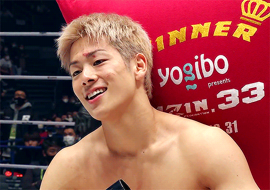 "โคตะ มิอุระ (Kota Miura)" นักสู้ MMA ญี่ปุ่นขวัญใจชาวไทย กำลังคบหากับดาราสาวที่อายุห่างกัน 14 ปี