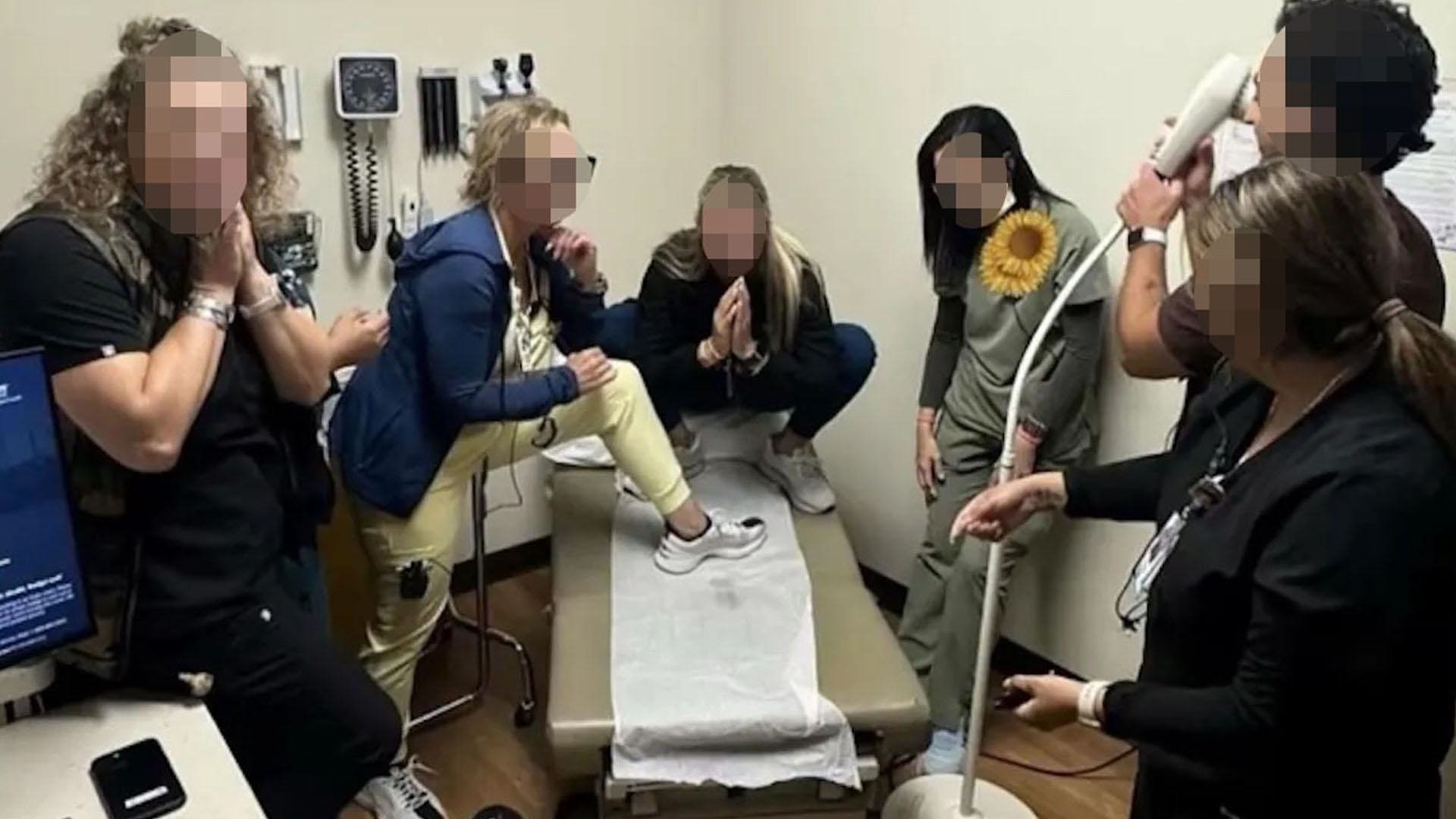 หมอตรวจภายในผู้หญิงในสหรัฐฯ ถูกไล่ออก หลังโพสต์คลิป "TikTok" ล้อเลียนผู้ป่วย