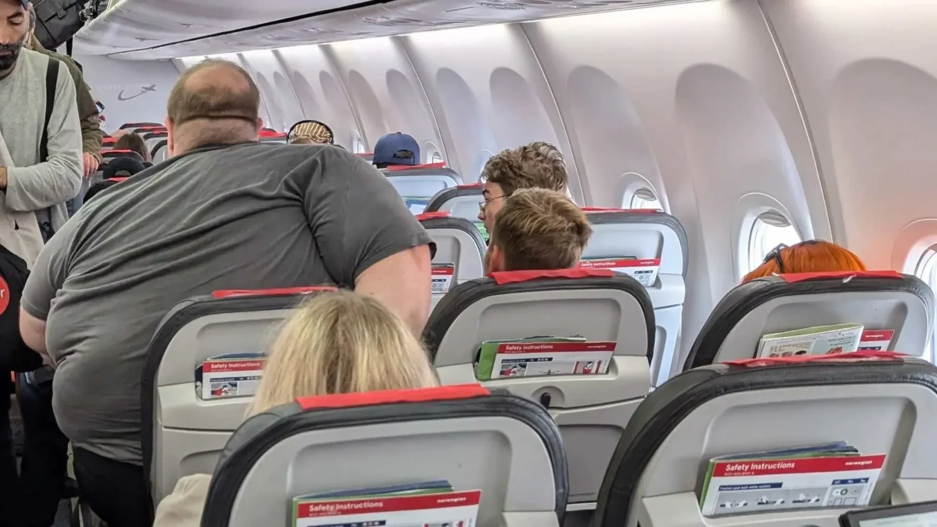 สายการบิน "Southwest Airlines" ในสหรัฐฯ เริ่มบังคับให้ผู้โดยสารพลัสไซส์ต้องซื้อที่นั่งล่วงหน้า 2 ที่นั่ง