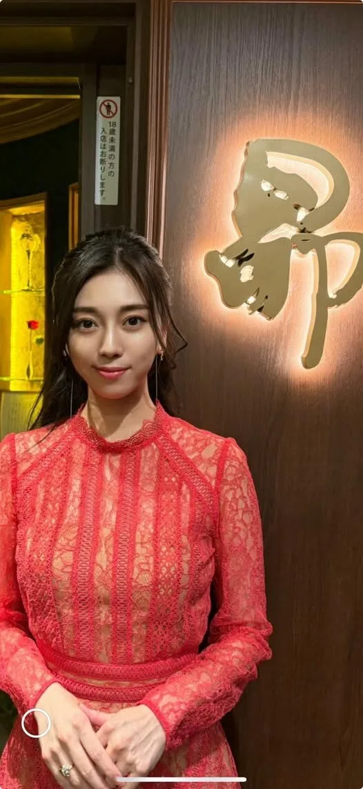 กลับถิ่นเดิม! "ริเอะ ไซโตะ (Rie Saito)" นักการเมืองสาวหูหนวก ผันตัวกลับไปเป็น "สาวบาร์โฮสต์" ในกินซ่าอีกครั้ง