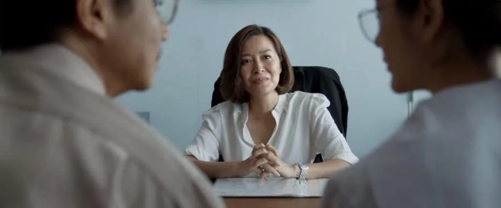ขยี้ตาแรง! "เจีย-สฤญรัตน์ โทมัส" ผู้รับบท "แม่ของเอ็ม" ใน "หลานม่า" คือคนเดียวกับ "ผีชบา" สุดเฮี้ยนจาก "โปรแกรมหน้า วิญญาณอาฆาต (Coming Soon)"