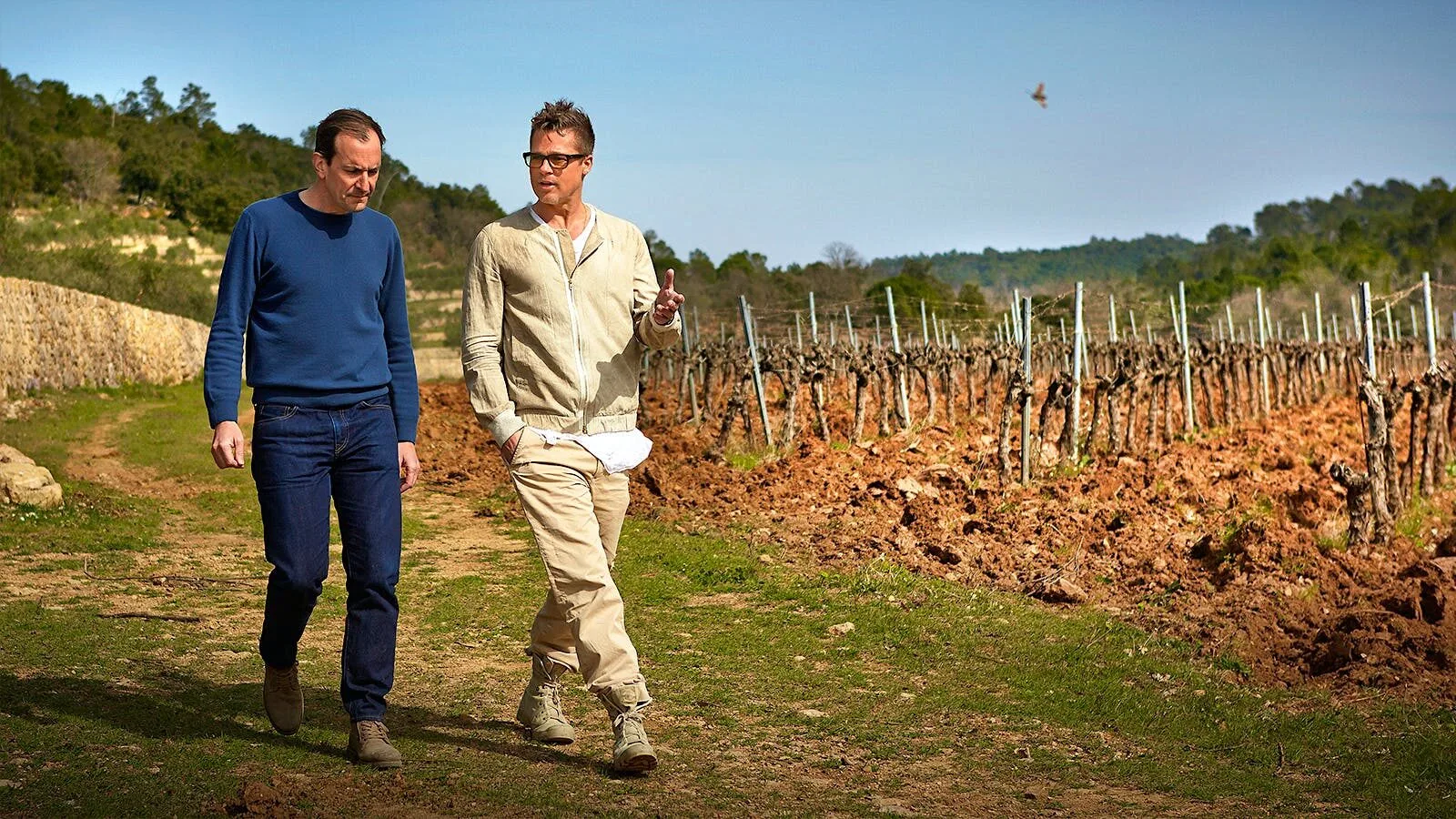 คดีเดือด! "แบรด พิตต์ (Brad Pitt)" ยื่นอีเมลของ "แองเจลินา โจลี (Angelina Jolie)" ต่อศาล พร้อมเรียกค่าเสียหายกว่า 1.13 หมื่นล้านบาท