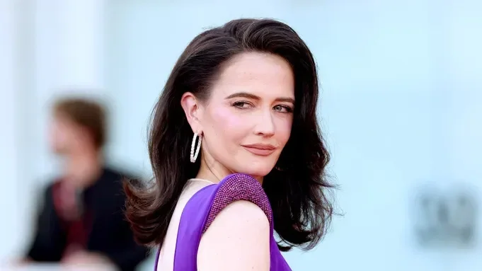 "อีวา กรีน (Eva Green)" คอนเฟิร์มรับบท "น้าโอฟีเลีย (Aunt Ophelia)" ในซีรีส์ "Wednesday" ซีซั่น 3