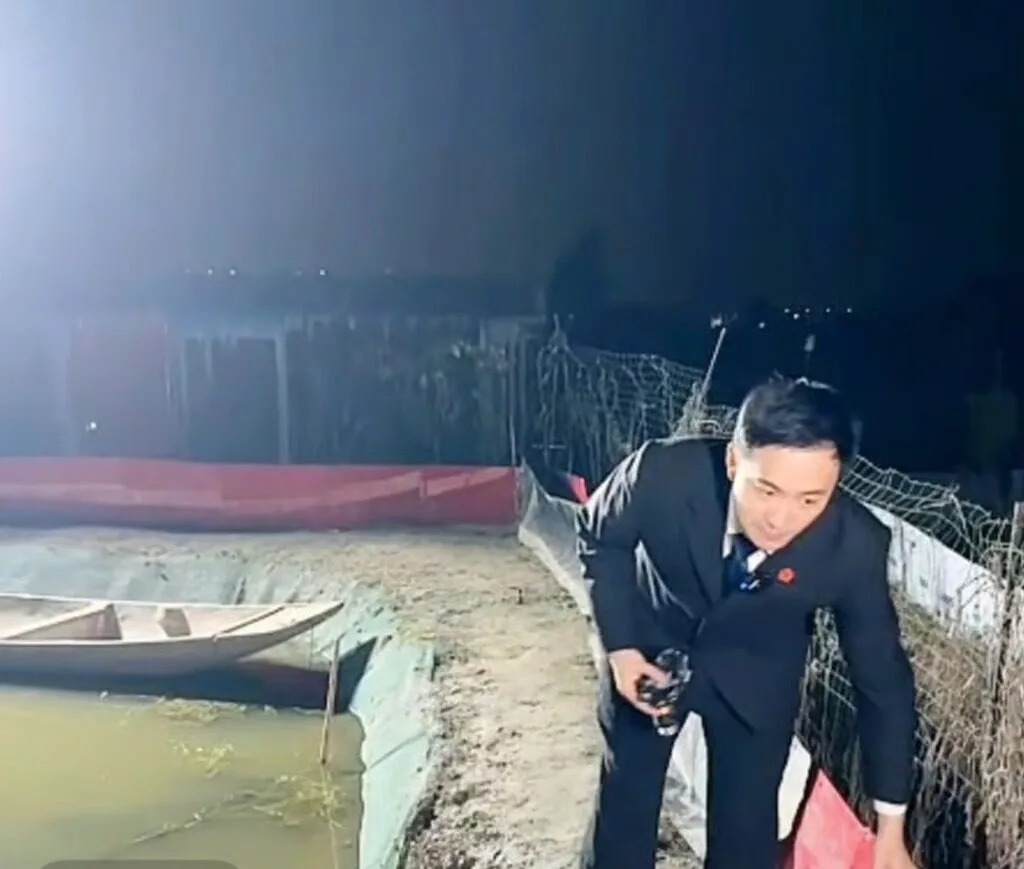 มิติใหม่วงการกฎหมาย! ผู้พิพากษาจีนไลฟ์สดขายปู ช่วยลูกหนี้ปลดหนี้ 8 แสนบาท