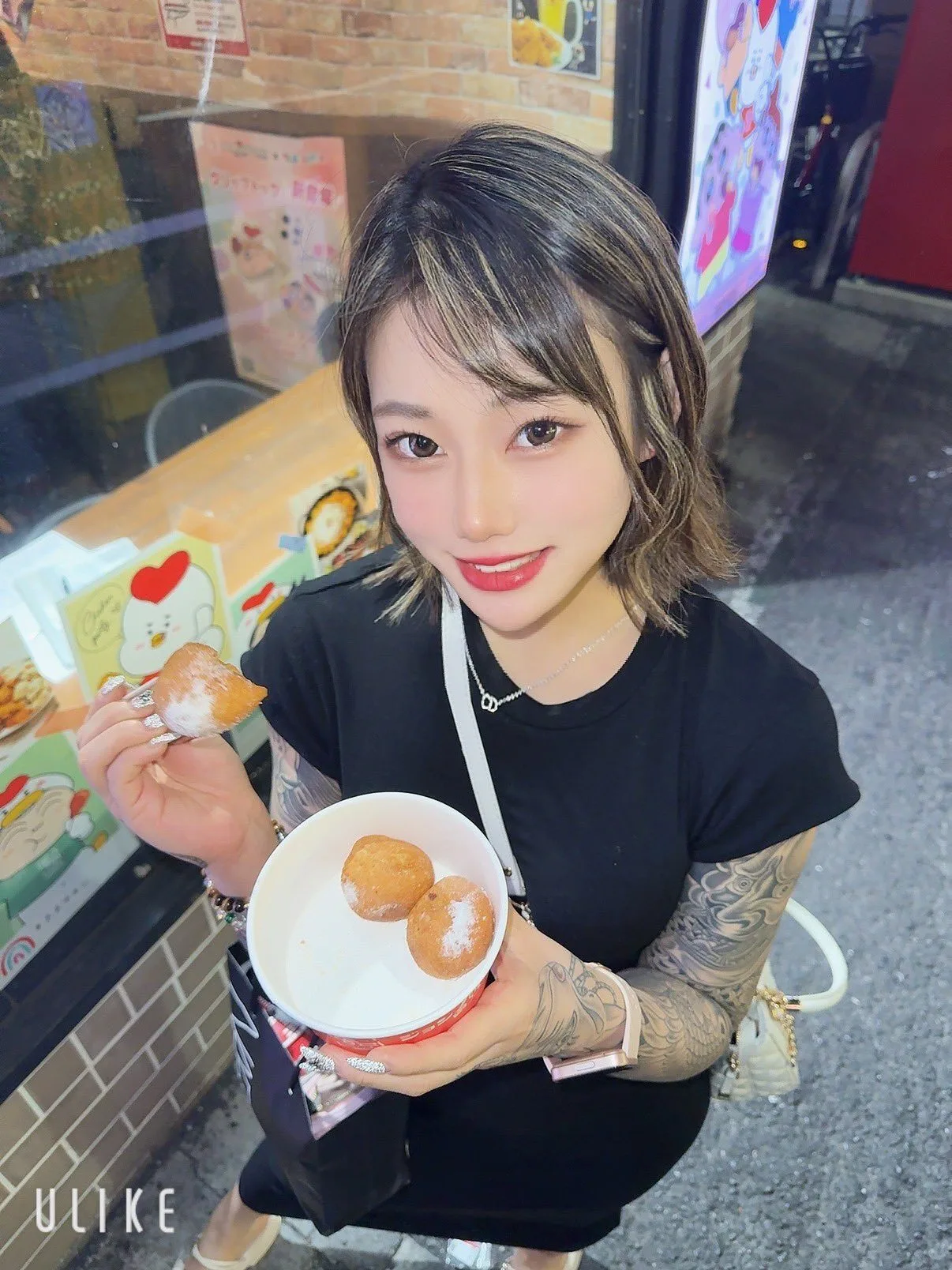 "ริน อามาซาวะ (Rin Amasawa)" นางเอก AV เผยรอยสักเต็มหลัง ไม่แคร์เสียงวิจารณ์ลบจากชาวเน็ต