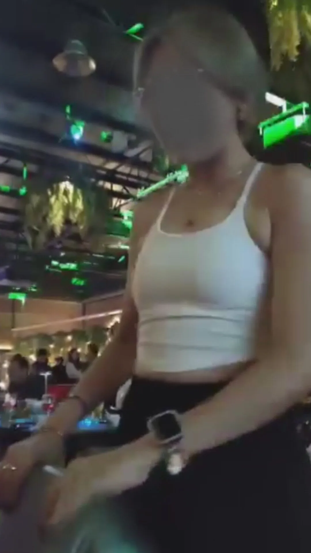 สาวโพสต์อุทาหรณ์เพื่อนรุ่นน้องยืนเต้นแล้ววูบดับ รู้สาเหตุแล้วอึ้ง!