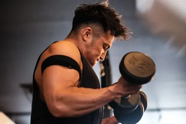 สถานดูแลผู้สูงอายุในญี่ปุ่นจ้าง &Quot;นักเพาะกายหนุ่ม&Quot; เป็น &Quot;ผู้ดูแล&Quot; ทางออกใหม่บรรเทาปัญหาขาดแคลนบุคลากร