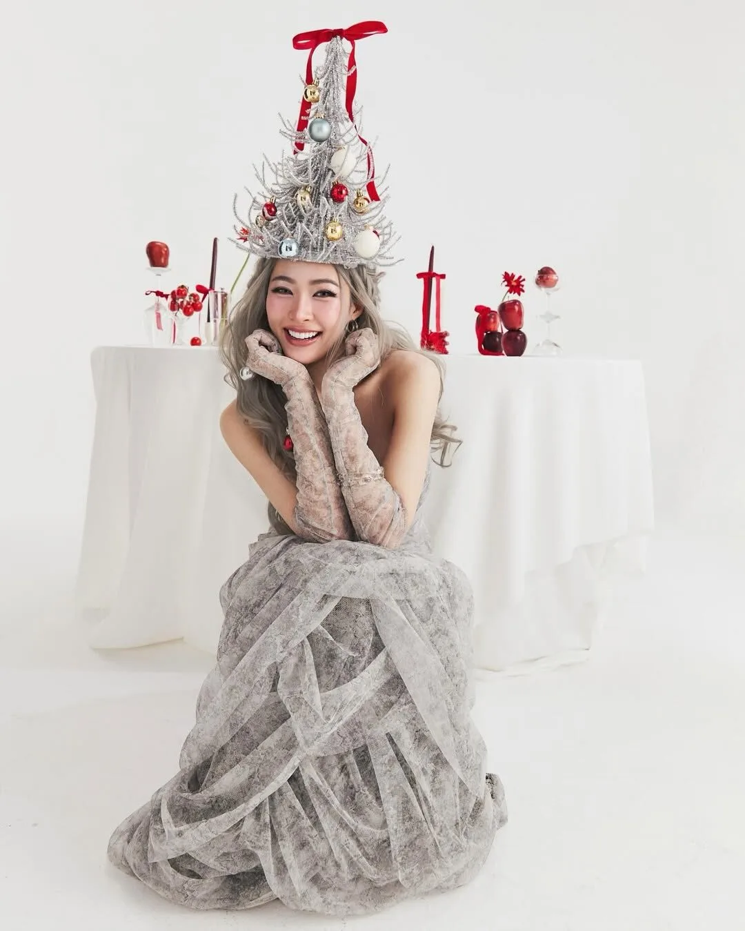 พาส่องดาราไทยแปลงโฉมเป็นซานต้า-แซนตี้ เนื่องในเทศกาลคริสต์มาส 2025