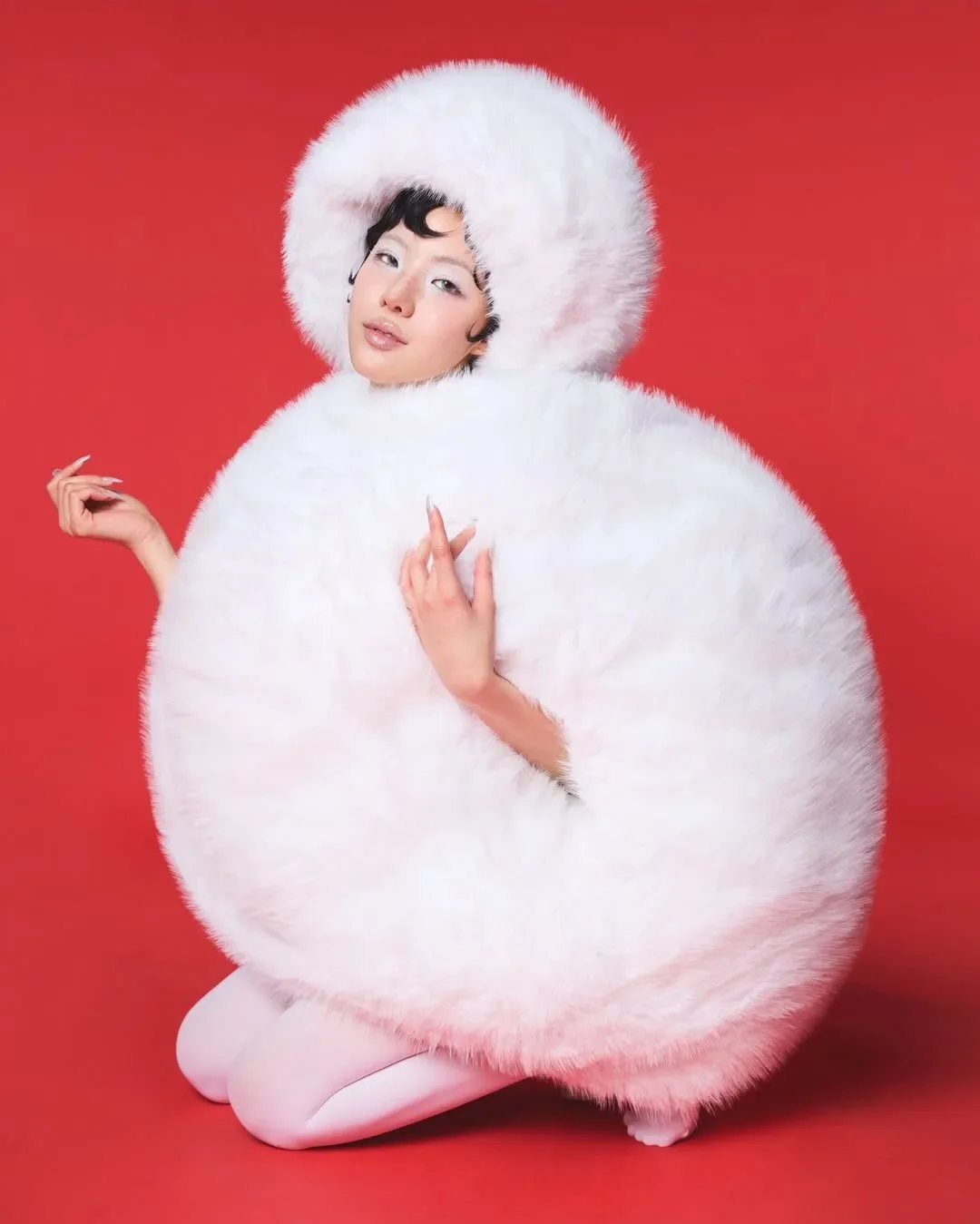 พาส่องดาราไทยแปลงโฉมเป็นซานต้า-แซนตี้ เนื่องในเทศกาลคริสต์มาส 2025