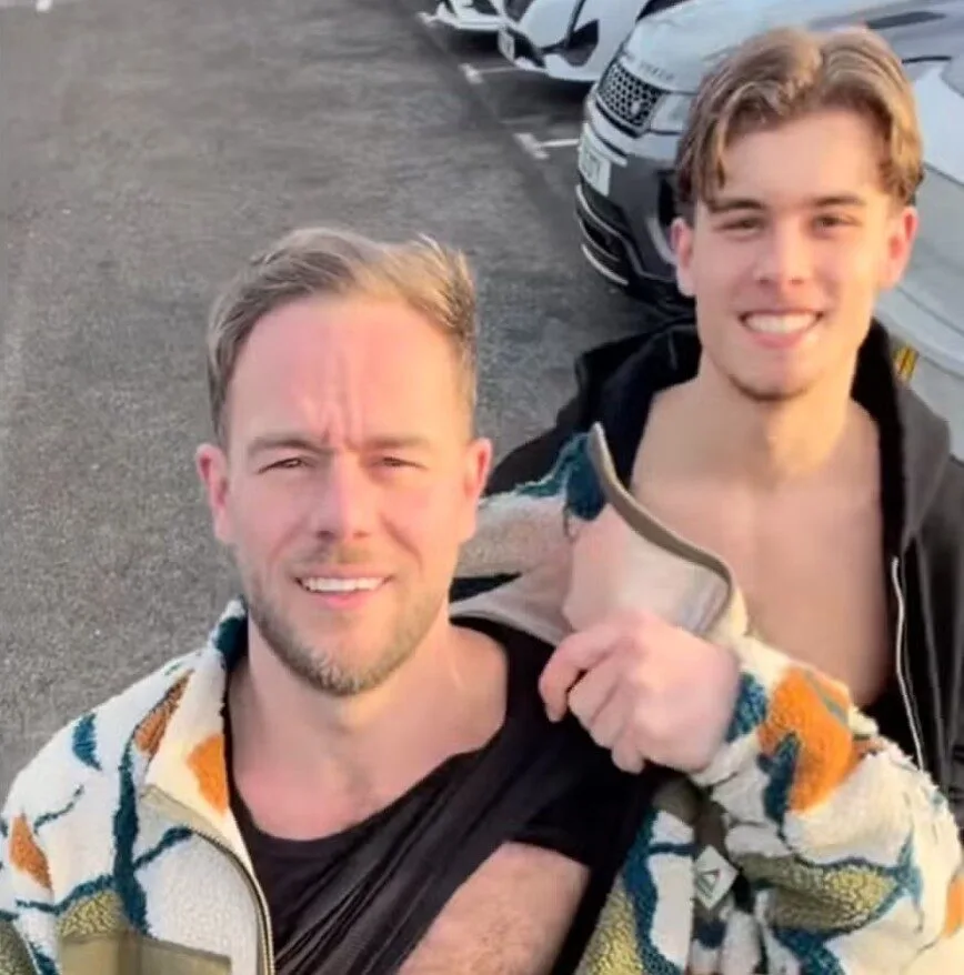 อึ้งทั้งโซเชียล! สองพ่อลูกร่วมใจกันทำ "OnlyFans" หลังห้ามลูกแล้วไม่ฟัง